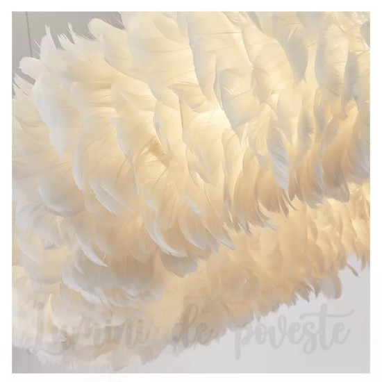 Candelabru cu pene naturale Puff 400, 3 surse de iluminare Candelabru cu pene naturale Puff 400, 3 surse de iluminare